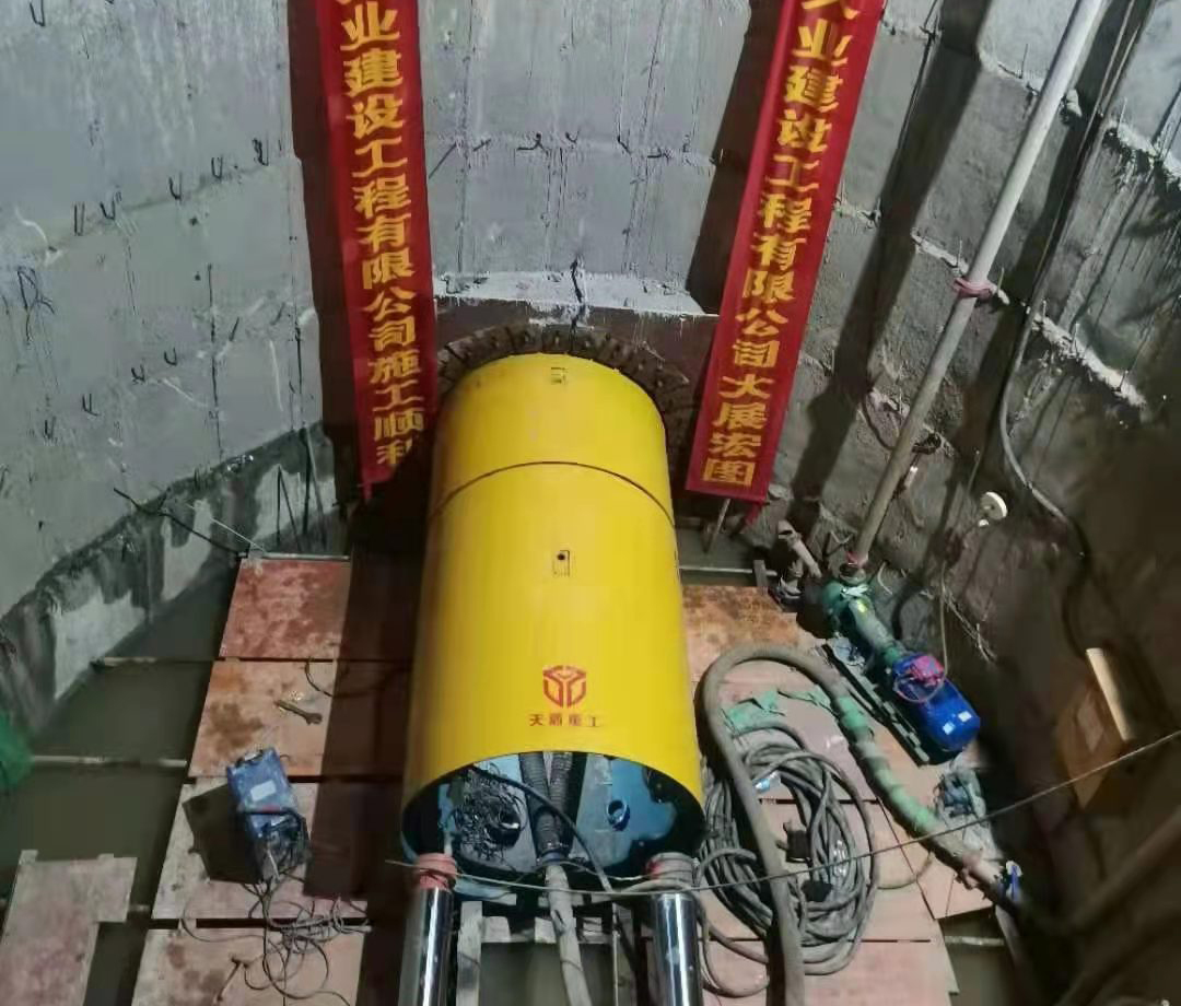 廣州南沙1500頂管工程首頂順利貫通！